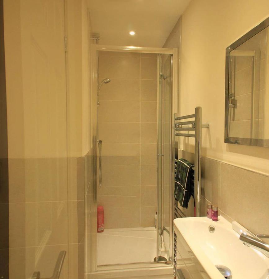 Entire Apartment In Edinburgh Bagian luar foto